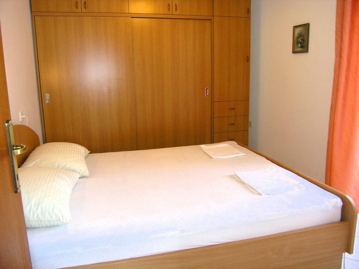Apartament Apartman Juric Krk Town Zewnętrze zdjęcie