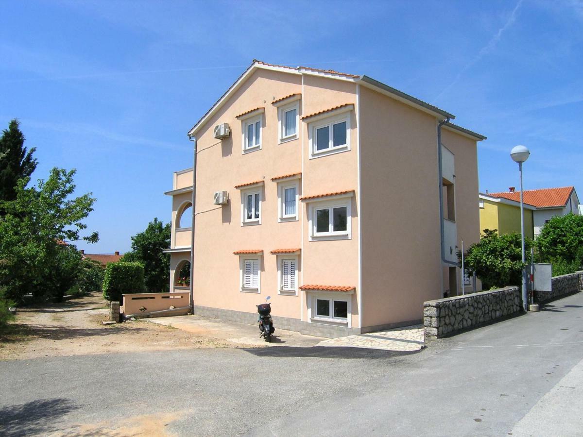 Apartament Apartman Juric Krk Town Zewnętrze zdjęcie