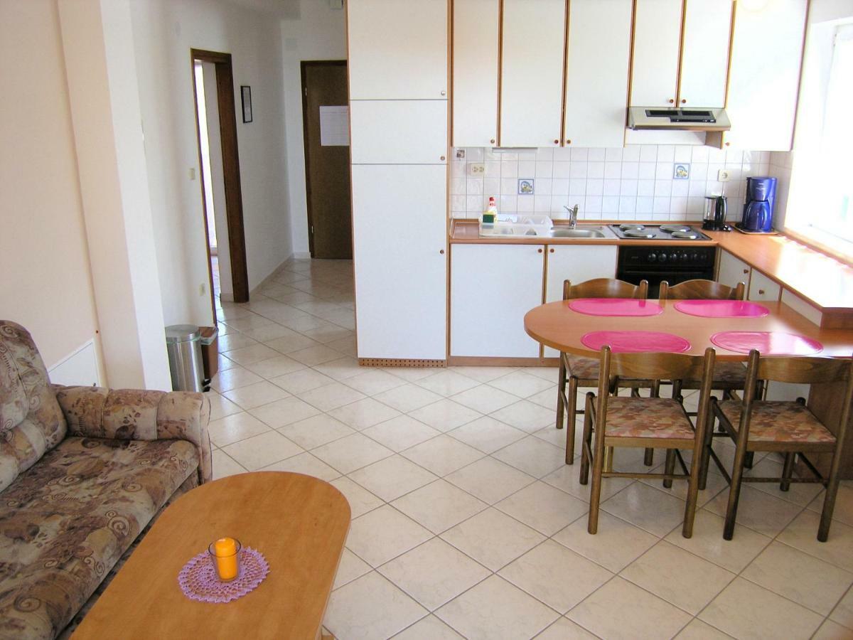 Apartament Apartman Juric Krk Town Zewnętrze zdjęcie