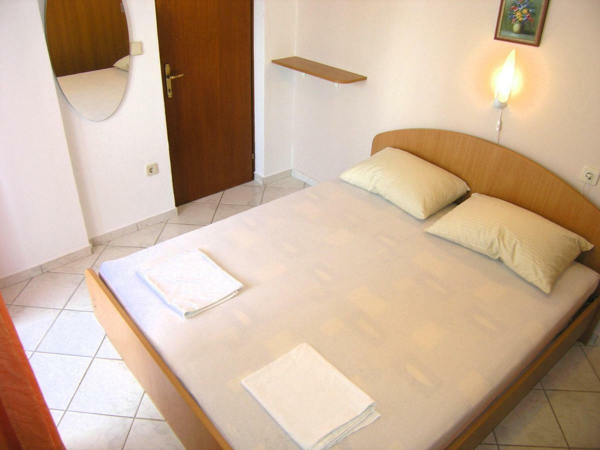 Apartament Apartman Juric Krk Town Zewnętrze zdjęcie