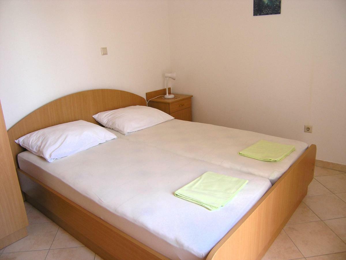 Apartament Apartman Juric Krk Town Zewnętrze zdjęcie