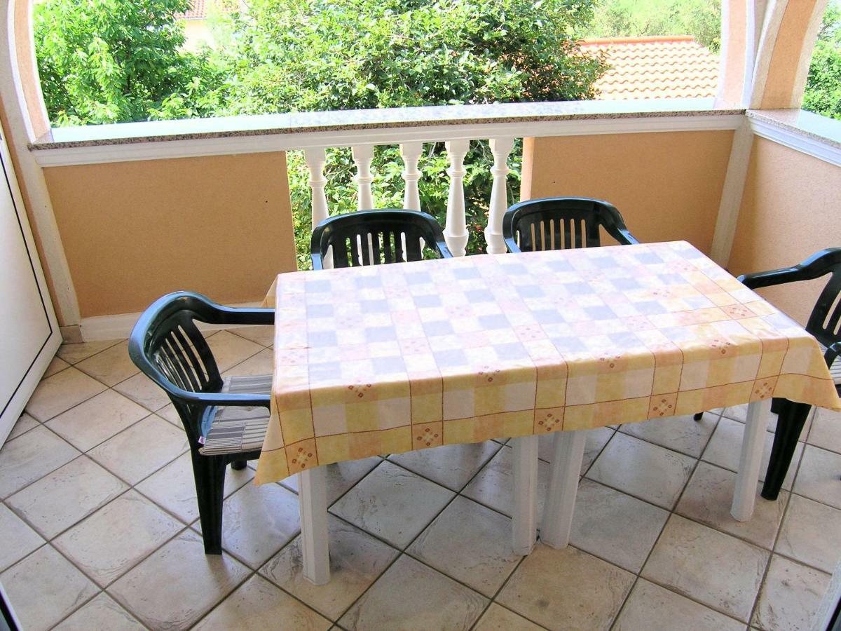Apartament Apartman Juric Krk Town Zewnętrze zdjęcie