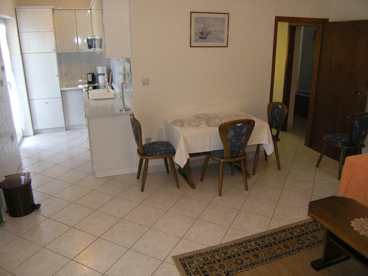 Apartament Apartman Juric Krk Town Zewnętrze zdjęcie
