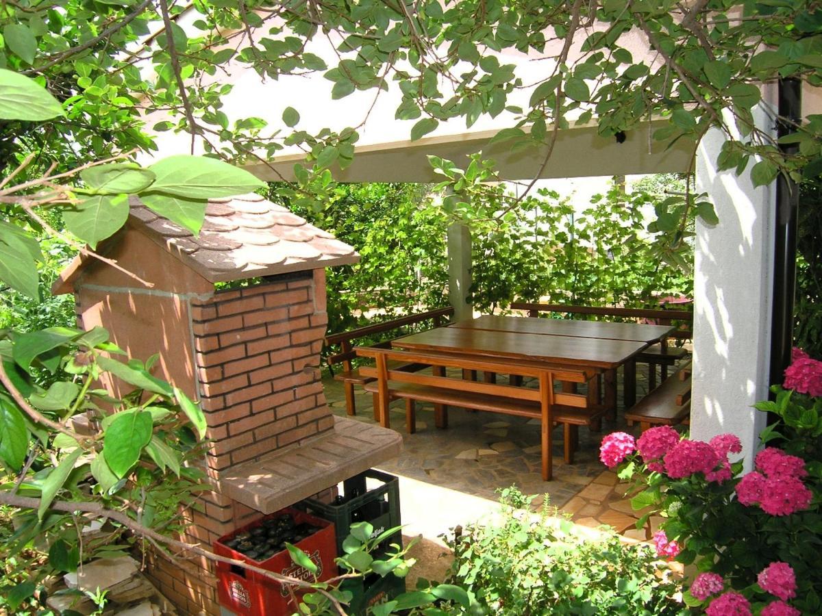 Apartament Apartman Juric Krk Town Zewnętrze zdjęcie